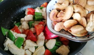 腰果鱼圆怎么做 鱼腰果的做法窍门