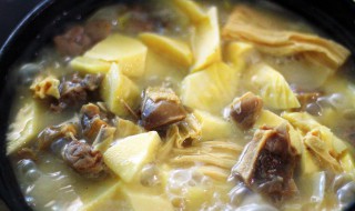 板鸭能跟冬笋一起煮吗（板鸭能跟冬笋一起煮吗怎么做）