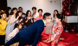 儿子结婚妈妈的祝福语（儿子结婚妈妈的祝福语怎么说）