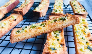 蒜香面包怎么做 蒜香面包怎么做才好吃