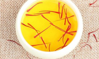 藏红花泡水喝的功效与作用（藏红花泡水喝的功效与作用及禁忌百度百科）