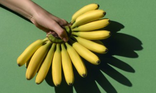 香蕉心发黑还能吃吗（香蕉心发黑还能吃吗有毒吗）