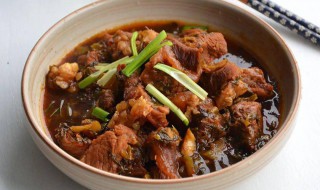 酸菜炖牛腩怎么做 酸菜炖牛腩怎么做最好吃