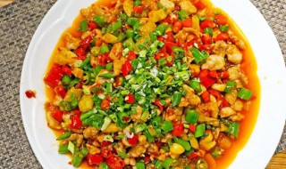 泡椒兔肉怎么做（泡椒兔肉怎么做好吃窍门）