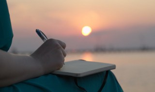 多彩的活动作文怎么写 多彩的活动作文怎么写六年级