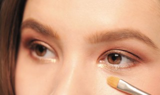 眼袋怎么消除好（眼袋能怎样消除）