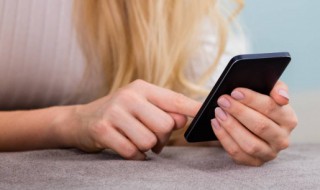 carplay无线连接方法 奔驰c200carplay无线连接方法