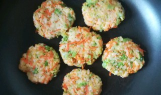 米饭饼做法和步骤 米饭饼的做法大全家常