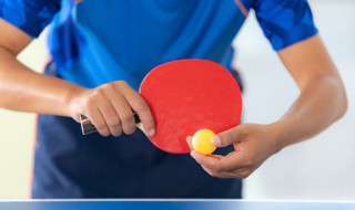 乒乓球正确握拍方法有哪些（乒乓球正确握拍方法有哪些图解）