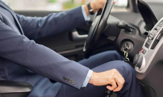 驾车知识怎样正确换挡（驾车知识怎样正确换挡视频）