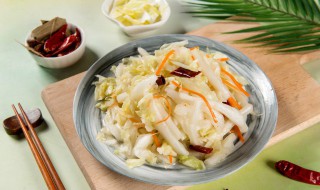 手撕包菜的简单做法 怎样做手撕包菜