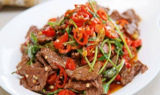 小炒牛肉片的做法 小炒牛肉片的做法视频