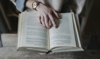 挂轴是什么意思 挂轴子是什么意思