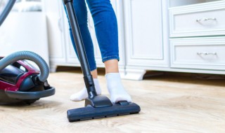 防滑地板砖怎么清洗（防滑地板砖怎么清洁）