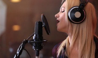 一别两宽歌词 人生得意须尽欢,我们为何一别两宽歌词