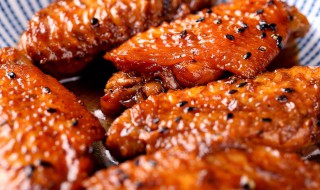 炸鸡中翅的做法（炸鸡中翅的做法面包糠）