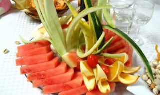 果盘的做法（果盘的做法摆法图片）