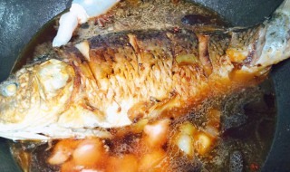 红烧鲤鱼做法 红烧鲤鱼的做法简单又好吃