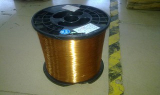 高压变压器次级线圈的工作特点是（变压器的高压线圈在低压线圈的）