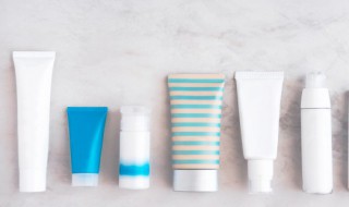 水乳的正确使用顺序(精华和水乳的正确使用顺序)