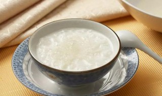 白粥的热量（一碗白粥的热量）