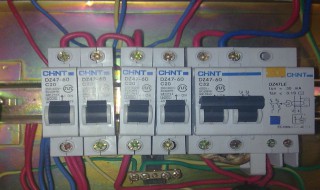 电闸跳了复位键没弹出 电闸跳了复位键没弹出来