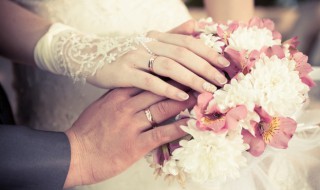 2021年结婚朋友圈说说(2021适合结婚发朋友圈的句子)