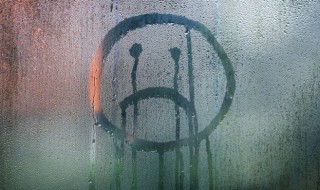 伤感的句子说说心情男 男生伤感说说大全