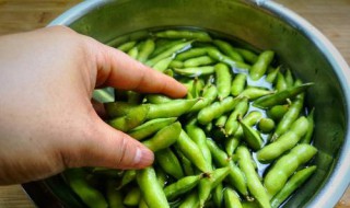 毛豆焯水要放盐吗 水煮毛豆需要放盐吗