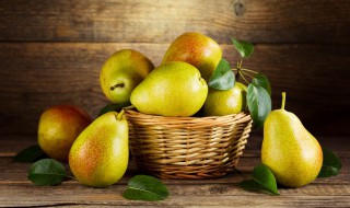 切开的梨子怎么保鲜 切开的梨子怎么保鲜存放