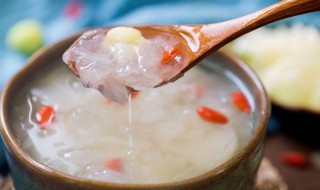 银耳莲子汤 银耳莲子汤怎么做