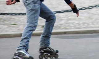 单排轮滑怎么发力（单排轮滑怎么发力视频教程）