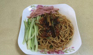 栗子酱凉面怎么做（栗子酱凉面怎么做视频）