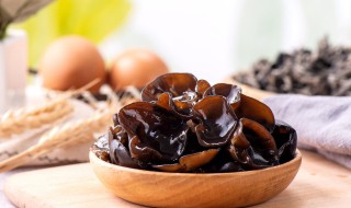 木耳怎么做好吃又简单 洋葱炒木耳怎么做好吃又简单