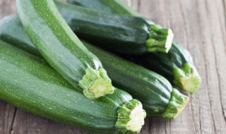 西葫芦的做法最正宗的做法（西葫芦的做法最正宗的做法大全）