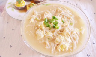 金针菇炖豆腐做法 金针菇炖豆腐做法视频