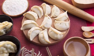 冬至吃饺子俗语（冬至吃饺子俗语有哪些）