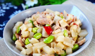 剁椒毛豆藕丁怎么做 花椒藕丁的做法