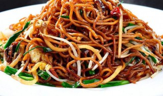 家常炒面的做法（家常炒面的做法视频）
