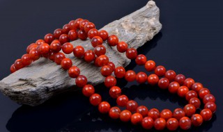 玛瑙可以碰水吗 南红玛瑙可以碰水吗