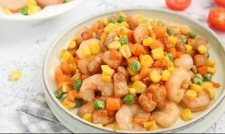 三色杂蔬炒虾仁怎么做 炒三色虾仁的家常做法