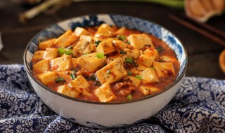 麻婆北豆腐怎么做(东北麻婆豆腐怎么做)