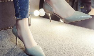 夏季丝袜搭配什么鞋（夏季丝袜搭配什么鞋好看）