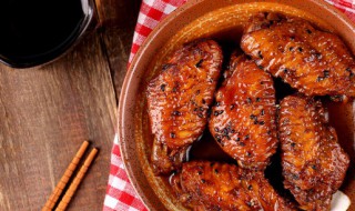 芝麻烤鸡翅怎么做（麻香烤鸡翅的做法）