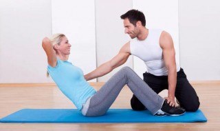 卷腹和仰卧起坐的区别（卷腹和仰卧起坐的区别?）