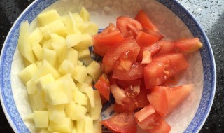 西红柿土豆泥怎么做 西红柿土豆泥怎么做好吃