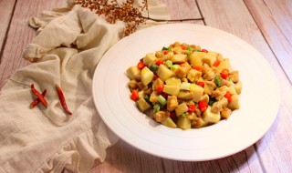 杏鲍菇炒鸡丁怎么做 杏鲍菇炒鸡丁怎么做好吃