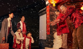 春节的由来英文介绍带翻译 春节的由来英文介绍带翻译简短