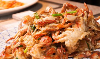 避风塘炒蟹怎么做（避风塘炒蟹怎么做窍门）