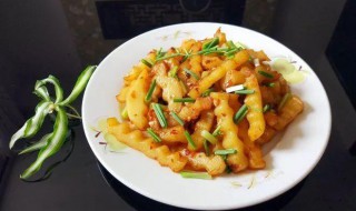 油炒土豆怎么做 土豆用什么油炒